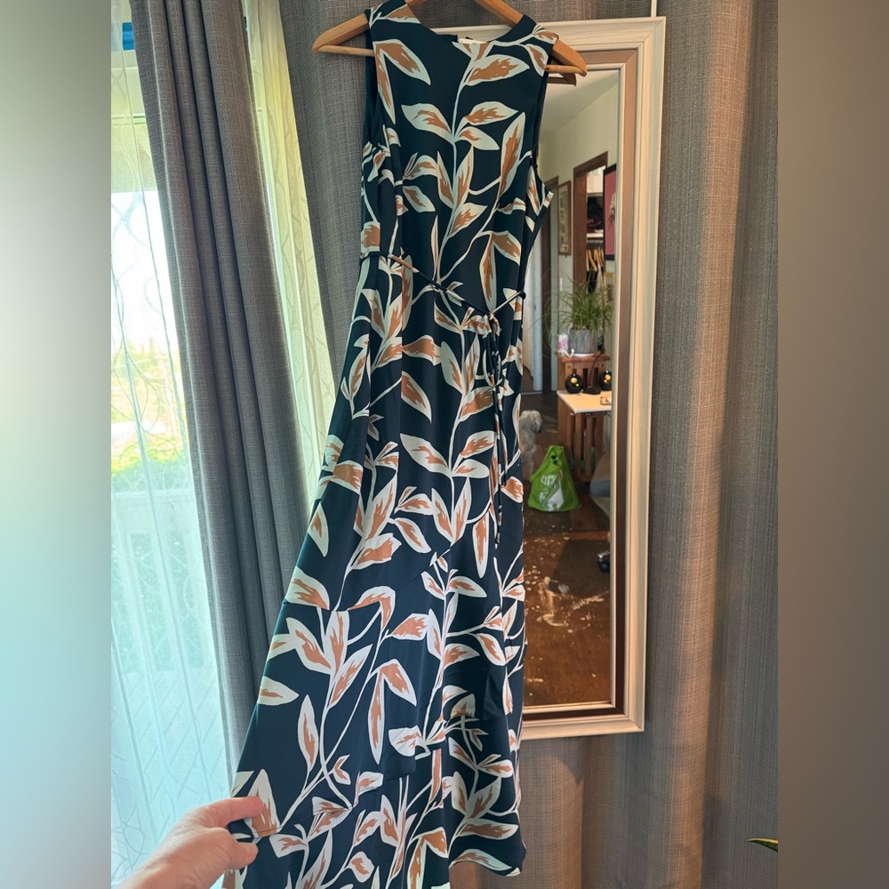 Banana Republic High Low Dress in Navy and Cream Floral